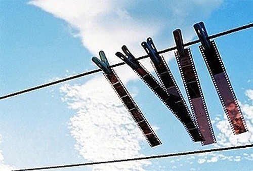 qq空间忧伤的爱情心情短语 (图1)