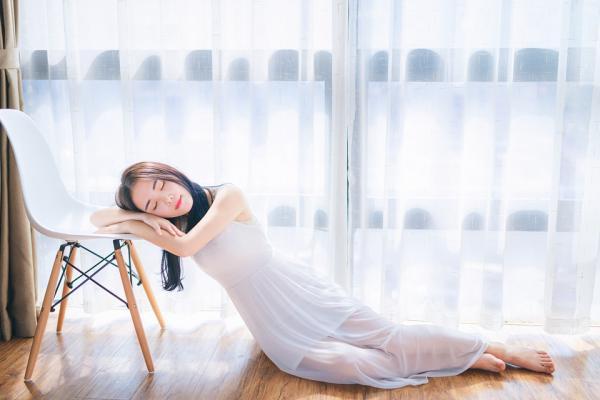八个字的唯美爱情句子 