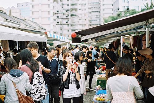 关于友谊的短语 友情的真挚永远比不上真金 (图1)