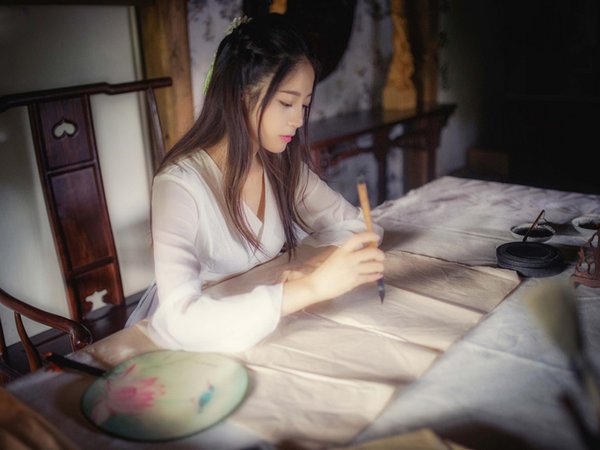 长一点的唯美伤感说说心情短语最新版 