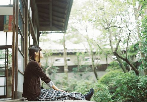 正能量爱情说说 给来的人一个惊喜，也给自己一(图1)