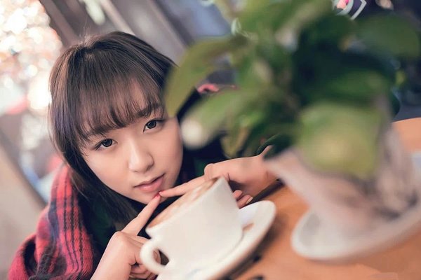 一句话心情短语 有种人、很喜欢、 但只能