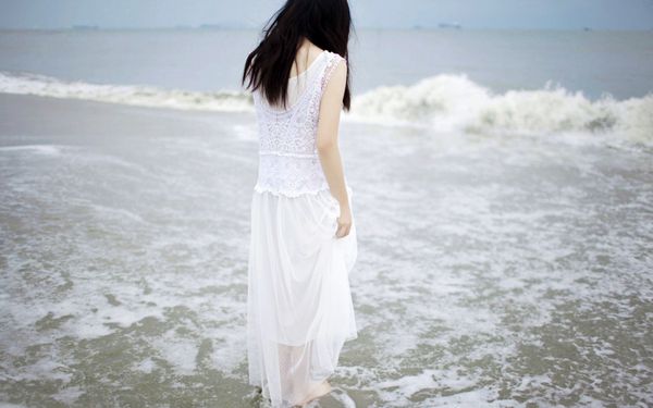 没人懂我的句子 表面上说祝你幸福，其实心