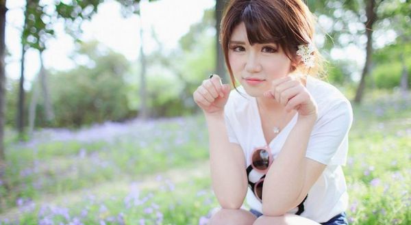 很伤感短语 我会一直陪在你身边，看着你和步入(图2)