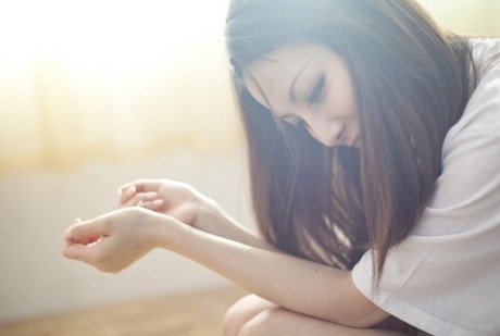非主流爱情个性签名 伤感爱情短语 