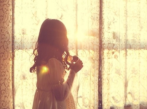 很唯美的话 一个女子，大美为心净，中美为