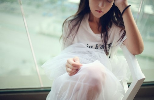 女生寂寞伤感的说说 (图1) 女生寂寞伤感的说说 (图1)