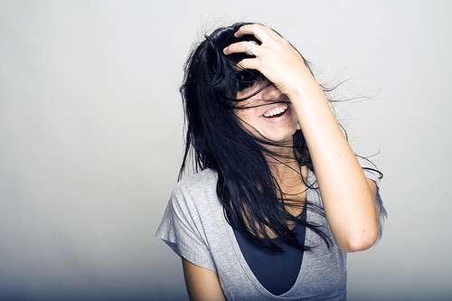 女生颓废说说 我还是我少了笑容多了凉薄 