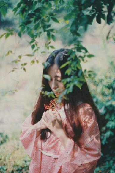 女生心碎的伤感说说心情 
