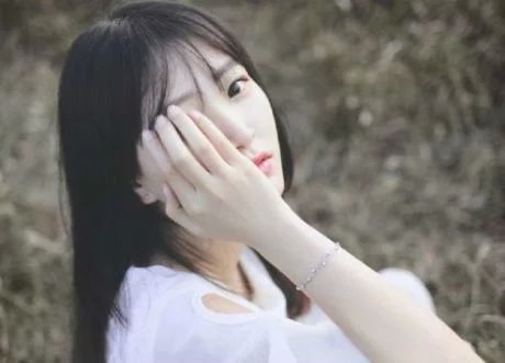 qq说说伤感短语 我怕以后的我会一开口就是让人(图1) qq说说伤感短语 我怕以后的我会一开口就是让人(图1)