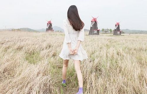 走遍世界，也不过是为了找到一条走回内心的路(图1)