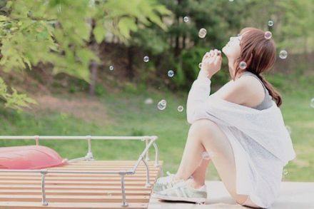 女生心情差的说说 (图1)