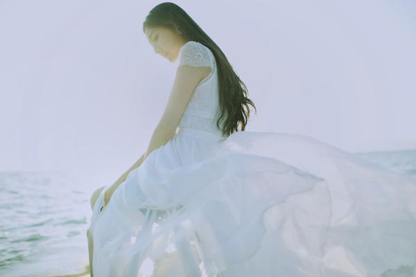 qq超伤感个性签名 当你与众不同,便会孤独 (图2) qq超伤感个性签名 当你与众不同,便会孤独 (图2)