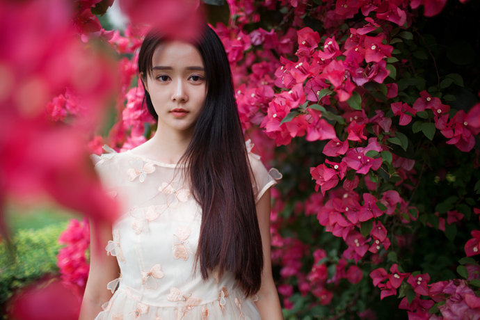 一个人伤感的个性签名 你始终不会相信我心比你(图1) 一个人伤感的个性签名 你始终不会相信我心比你(图1)