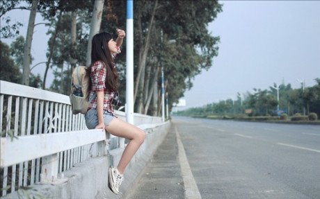qq个性签名伤感 一句我爱你，背叛了多少
