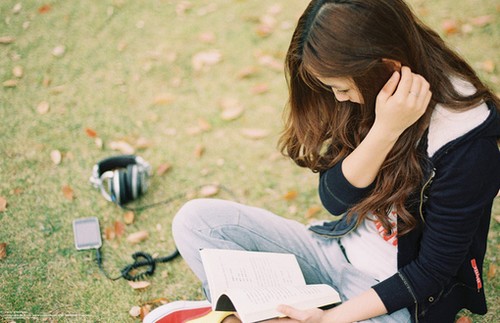 淡淡的忧伤的句子说说心情 (图1) 淡淡的忧伤的句子说说心情 (图1)