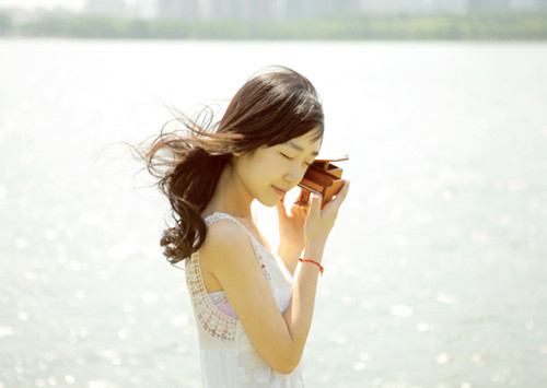 微信简单的说说 时光带走了当初最真的我们