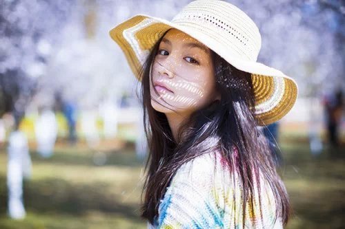 总是需要一些温暖，哪怕是一点点自以为是的纪(图1)