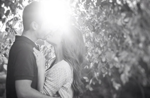 qq说说心情不好短语 (图1)