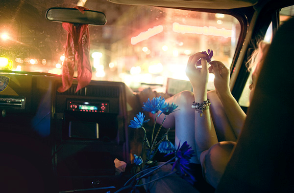 QQ生活心情说说 胸口总会泛起斑驳的疼痛,那是(图1) QQ生活心情说说 胸口总会泛起斑驳的疼痛,那是(图1)