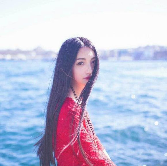 好听的空间说说 并不是所有的疼痛，都可以呐喊(图1)