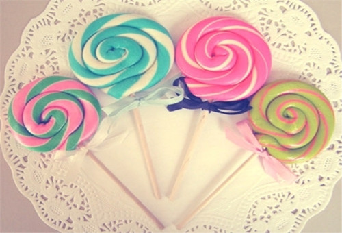 重感情的说说 绝口不提不是因为忘记,而是因为(图1) 重感情的说说 绝口不提不是因为忘记,而是因为(图1)