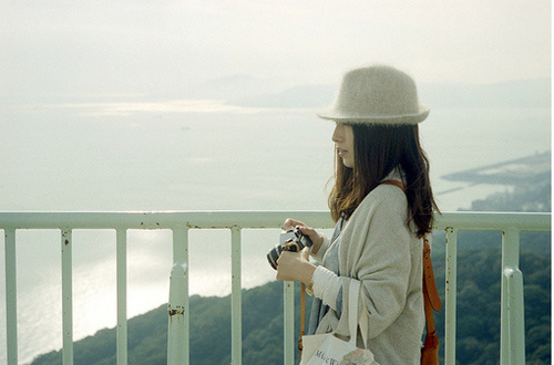 即使你没有掬一捧月色，我依然送你一片春暖