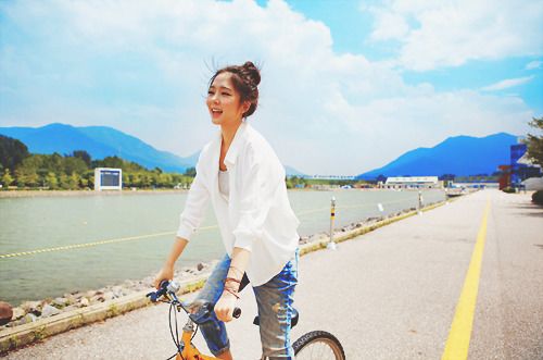 千万个美丽的未来,抵不上一个温暖的现在 (图1) 千万个美丽的未来,抵不上一个温暖的现在 (图1)