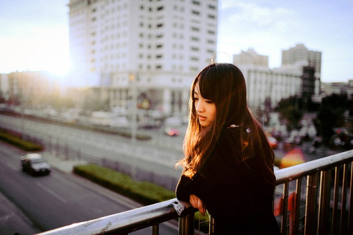 最好的时光在路上，最美的自己在远方 