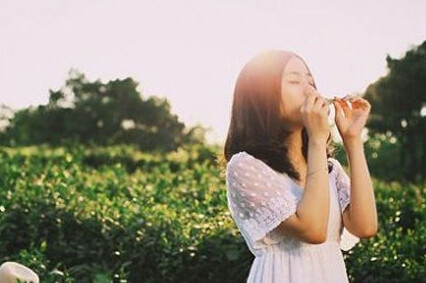 有时候阳光很好，有时候阳光很暗，这就是生