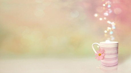 真正的陪伴，经得起坎坷，经得起平淡 