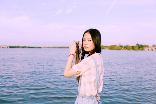 女人坚强的说说 没关系，我很坚强，你可以