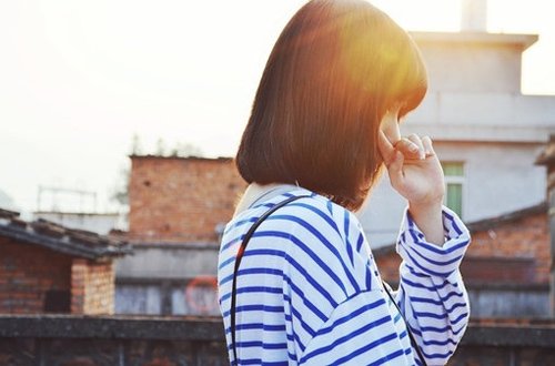 2018心情忧虑的说说 知道不可能，为何还要继续(图1)