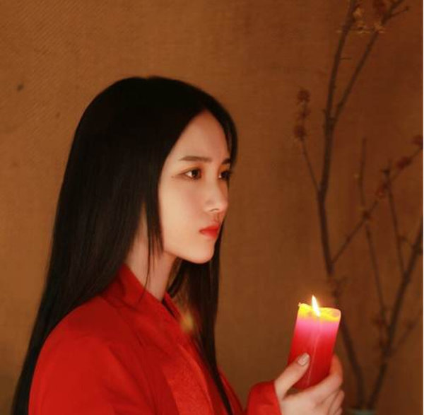 说说伤感爱情短语带图片的 (图4)