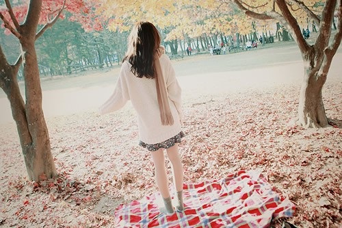 qq说说带图片女生伤感句子 