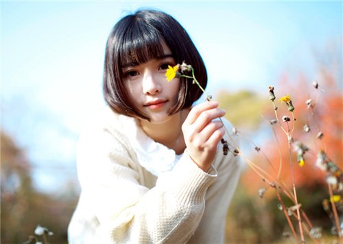 感悟人生哲理的说说 人生来如风雨，去如微