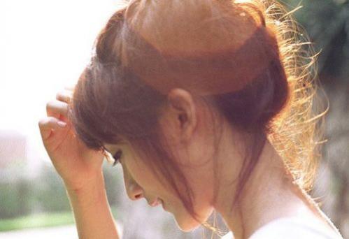 2018经典伤感说说带图片的 