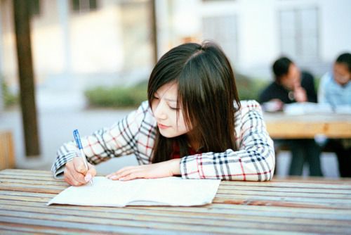 有关爱情的经典语句 离别伤感的爱情经典说说(图1) 有关爱情的经典语句 离别伤感的爱情经典说说(图1)