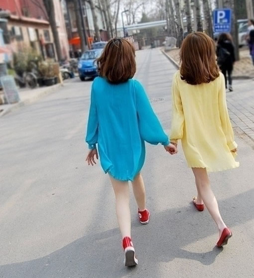 姐妹说说带图片 关于姐妹图片说说大全 (图2)