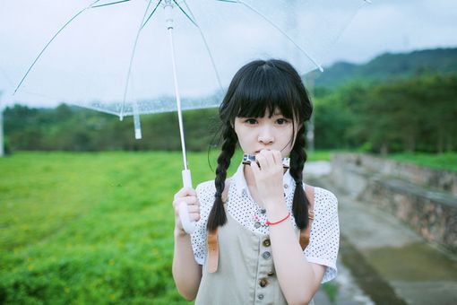嘴里很享受 心里很想瘦 
