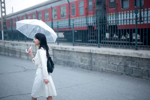 心静自然凉 