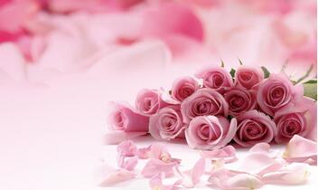 【英语名言】Who travels for love finds a thousand miles(图1)