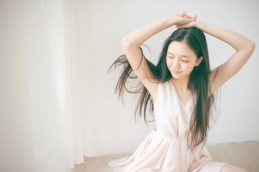 让人莫名心疼的一句话 依旧微笑，我的悲伤没人(图1)